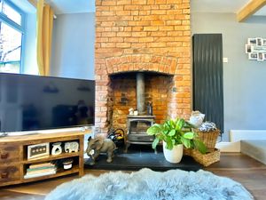 Lounge- click for photo gallery